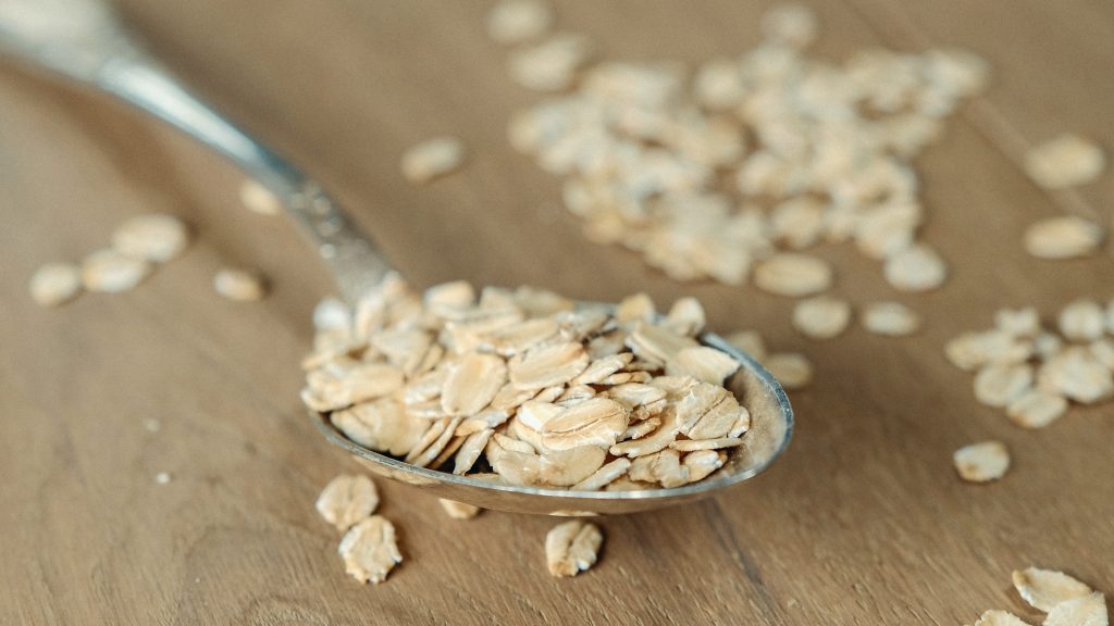 Nutritional Value and Health Benefits of Rolled Oats